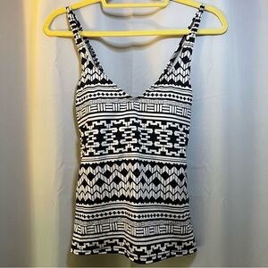 jag black & white aztec tankini swim top, medium